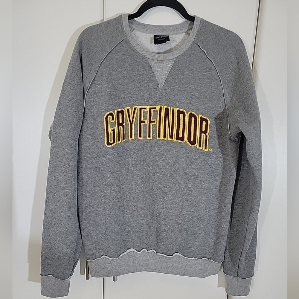 The Wizarding World Of Harry Potter Gryffindor Adult Long Sleeve Shirt Size M